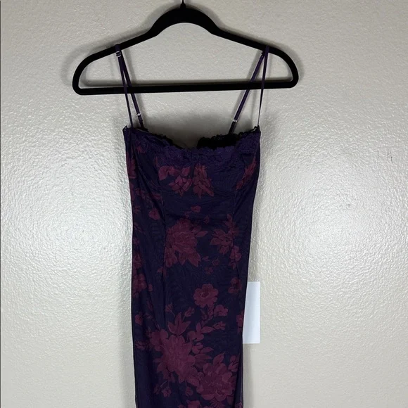 House of CB Aiza Grape Floral Print Maxi Dress - Picture 7 of 13